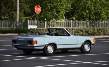 Mercedes-Benz-300-Series-1972-Convertible-3