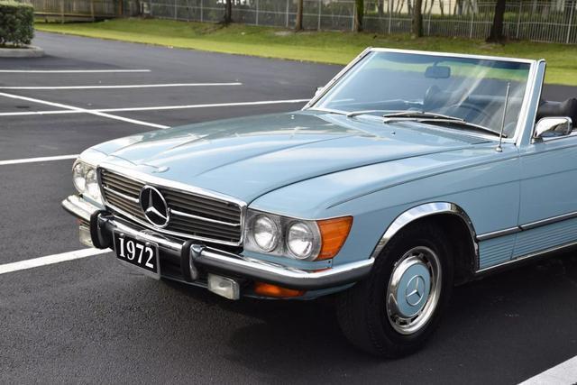 Mercedes-Benz-300-Series-1972-Convertible-9