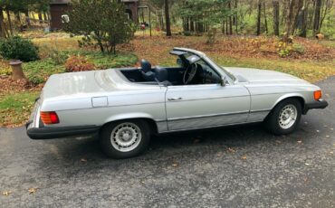 Mercedes-Benz-300-Series-1984-Convertible-1