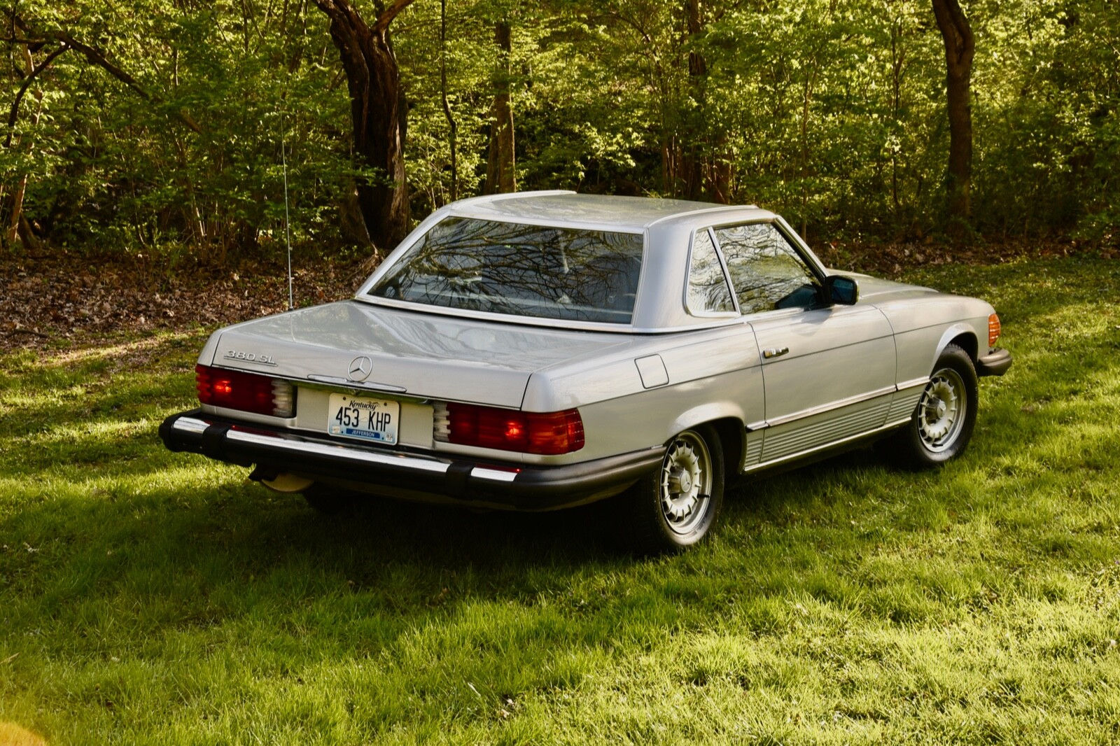 Mercedes-Benz-300-Series-1984-Convertible-10