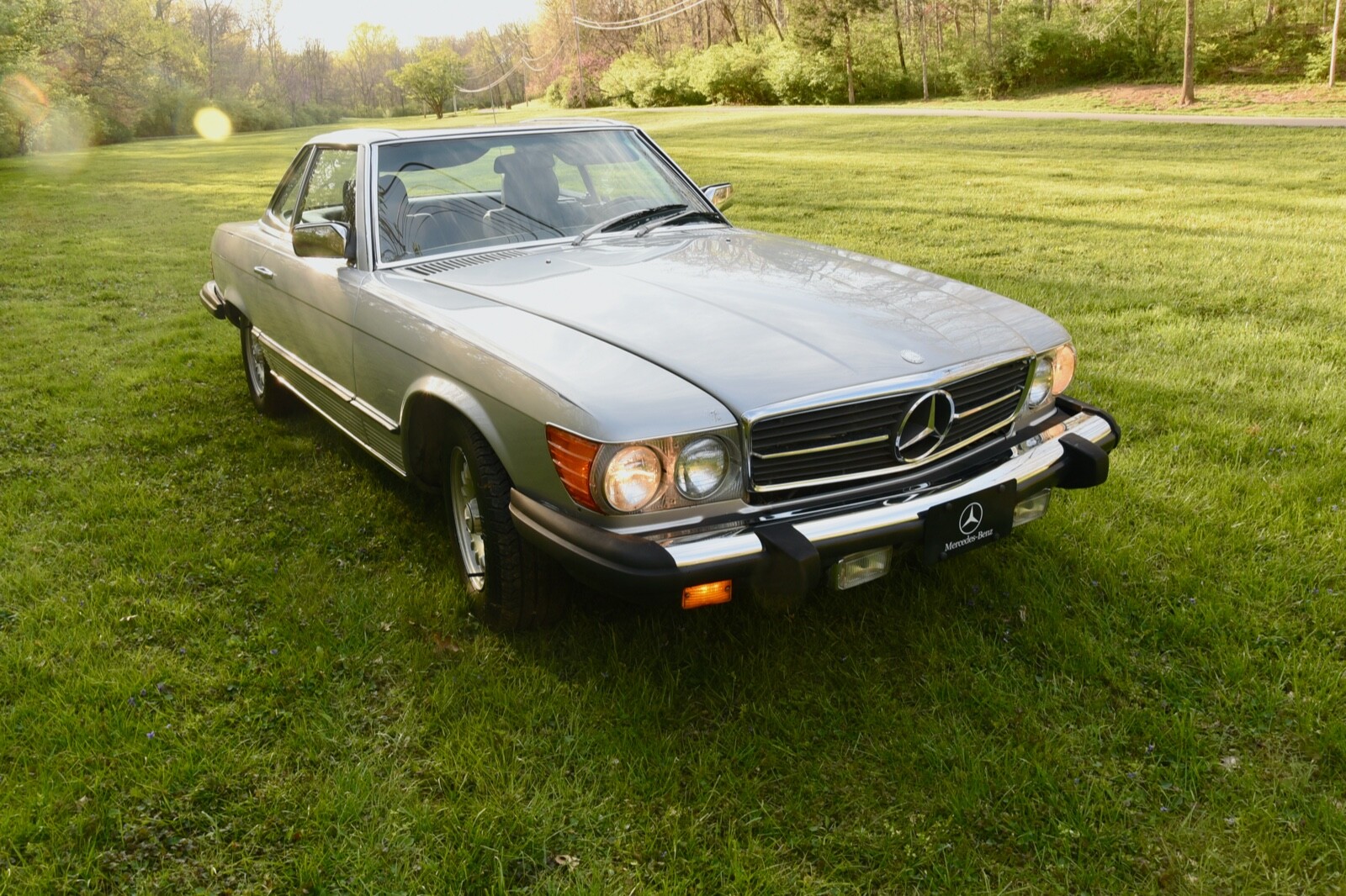 Mercedes-Benz-300-Series-1984-Convertible-12