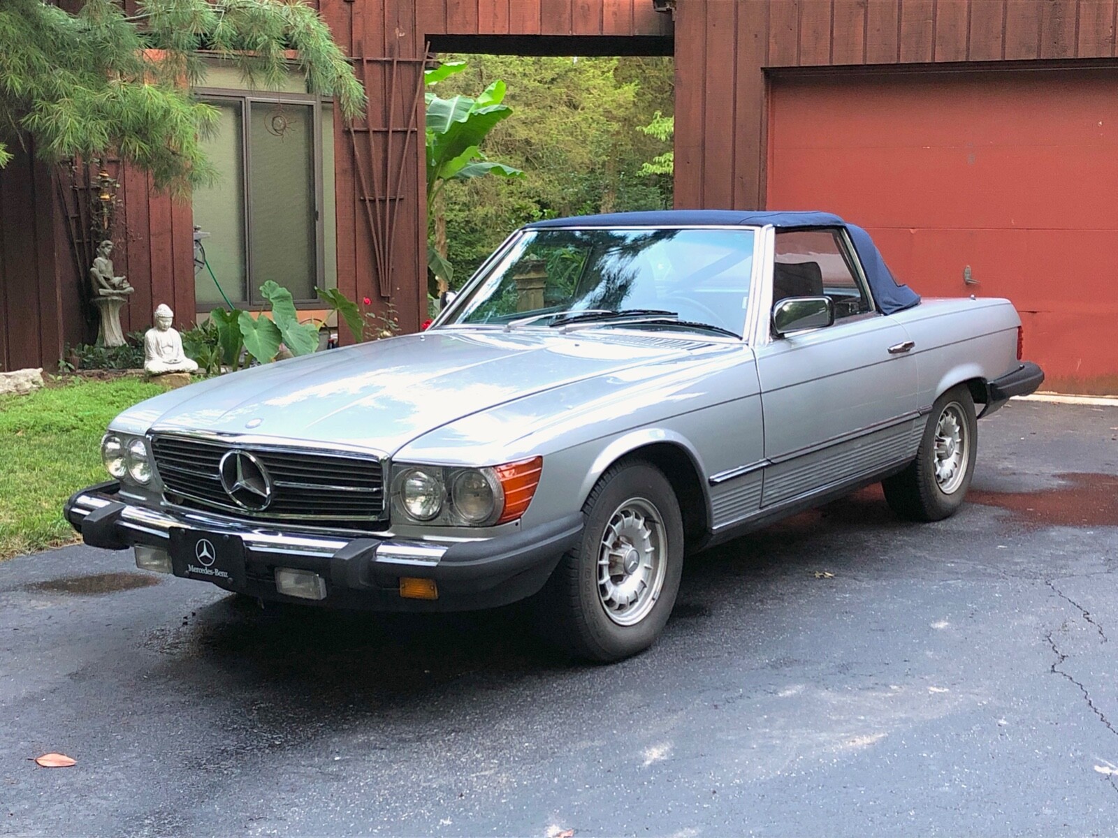 Mercedes-Benz-300-Series-1984-Convertible-26