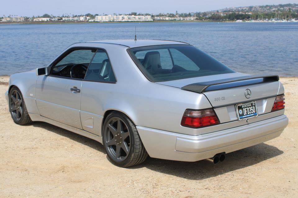 Mercedes-Benz-300-Series-1991-4