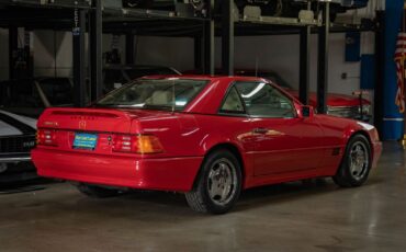 Mercedes-Benz-300-Series-1991-Convertible-17