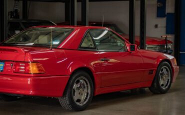 Mercedes-Benz-300-Series-1991-Convertible-19