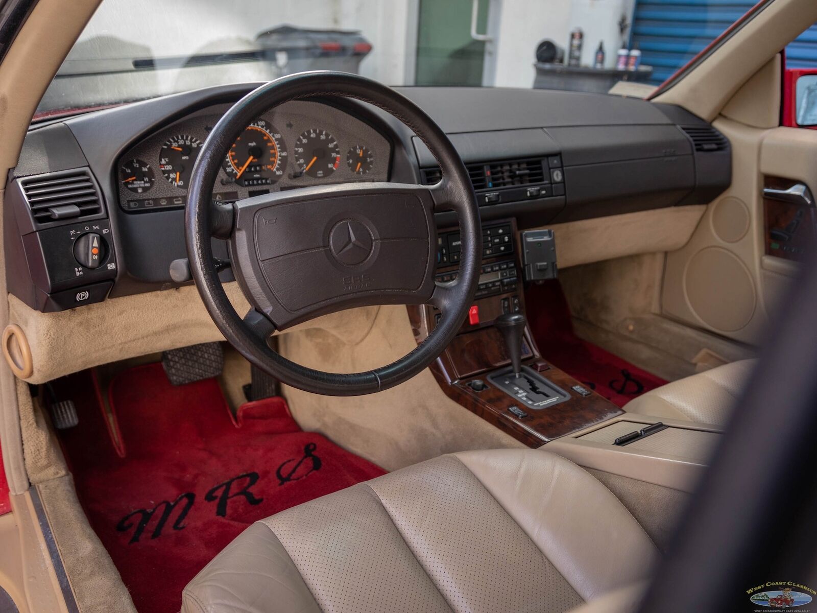 Mercedes-Benz-300-Series-1991-Convertible-25