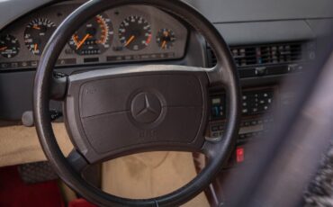 Mercedes-Benz-300-Series-1991-Convertible-26