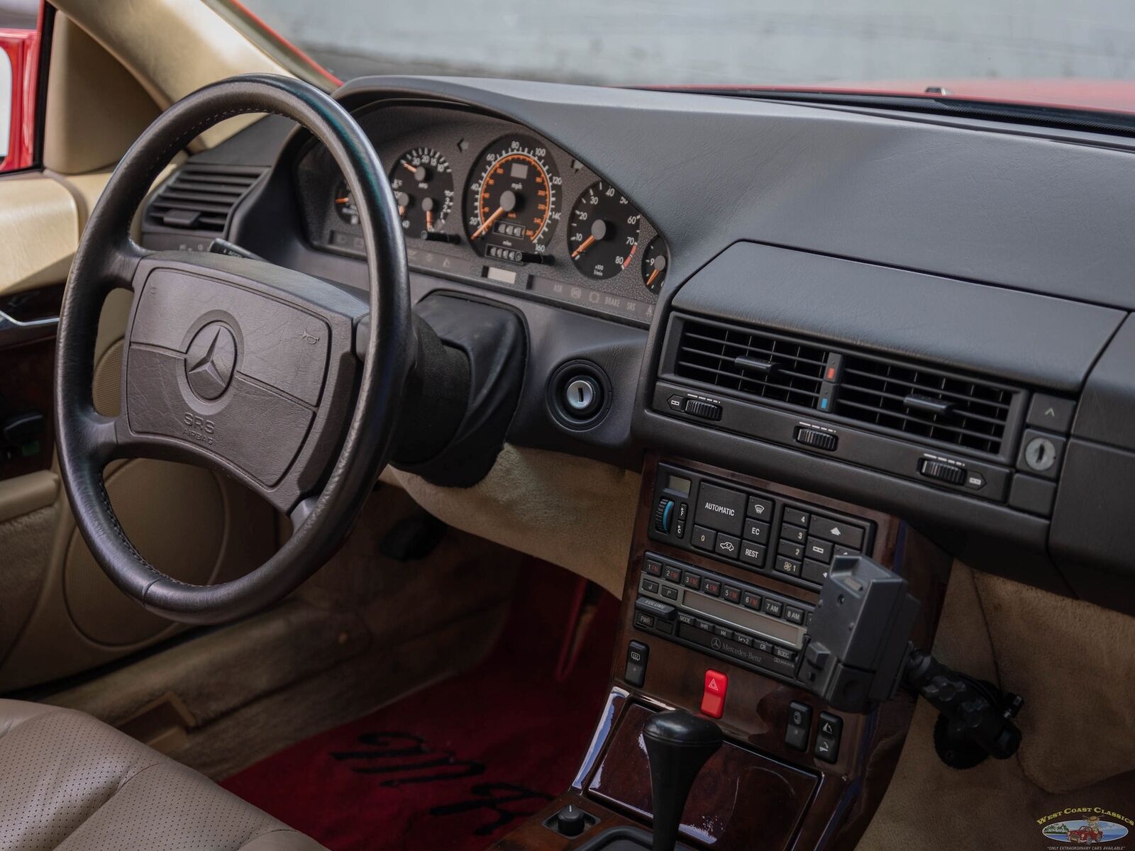 Mercedes-Benz-300-Series-1991-Convertible-29