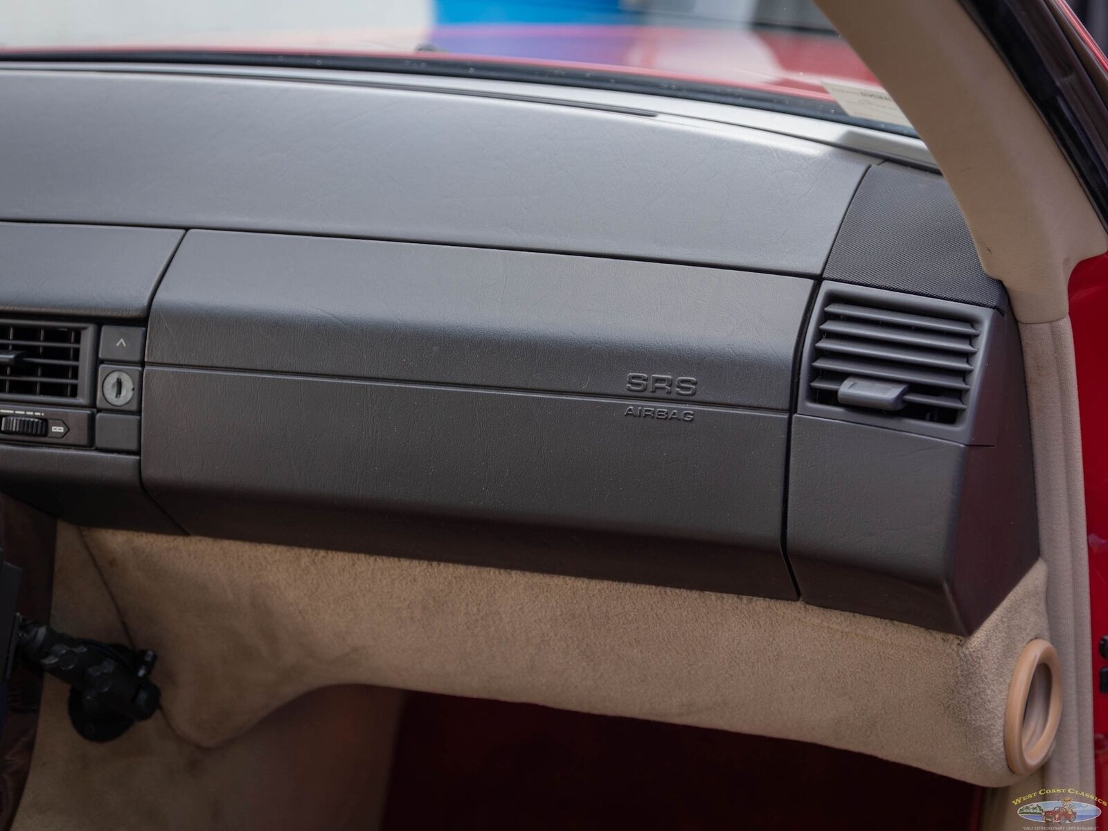 Mercedes-Benz-300-Series-1991-Convertible-31
