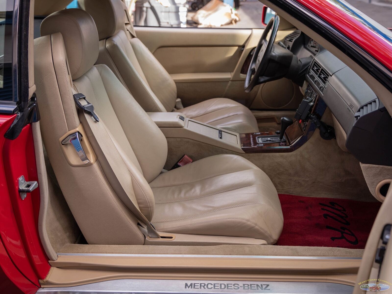 Mercedes-Benz-300-Series-1991-Convertible-33