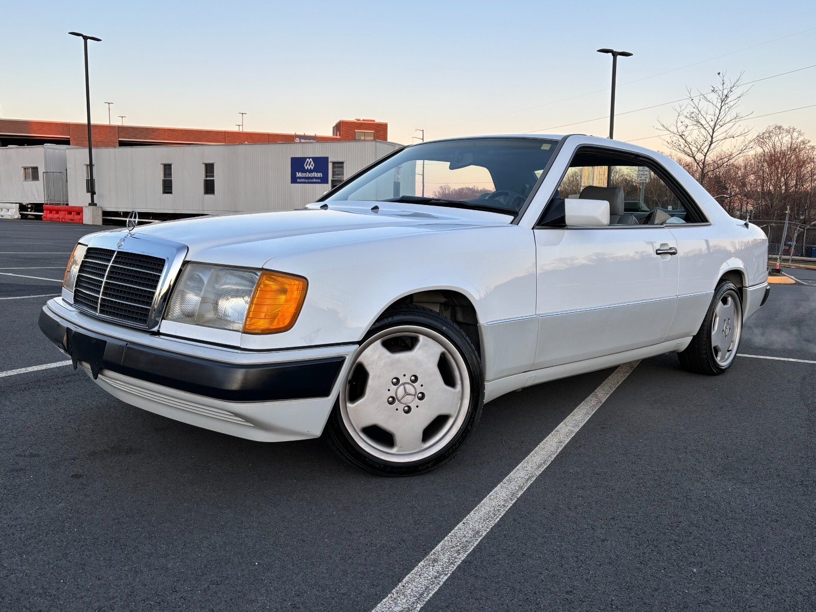 Mercedes-Benz-300-Series-1992-Coupe-1