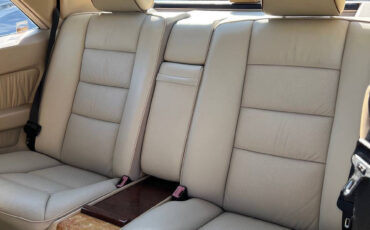 Mercedes-Benz-300-Series-1993-Coupe-13