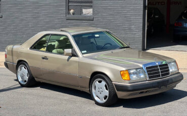 Mercedes-Benz-300-Series-1993-Coupe-4