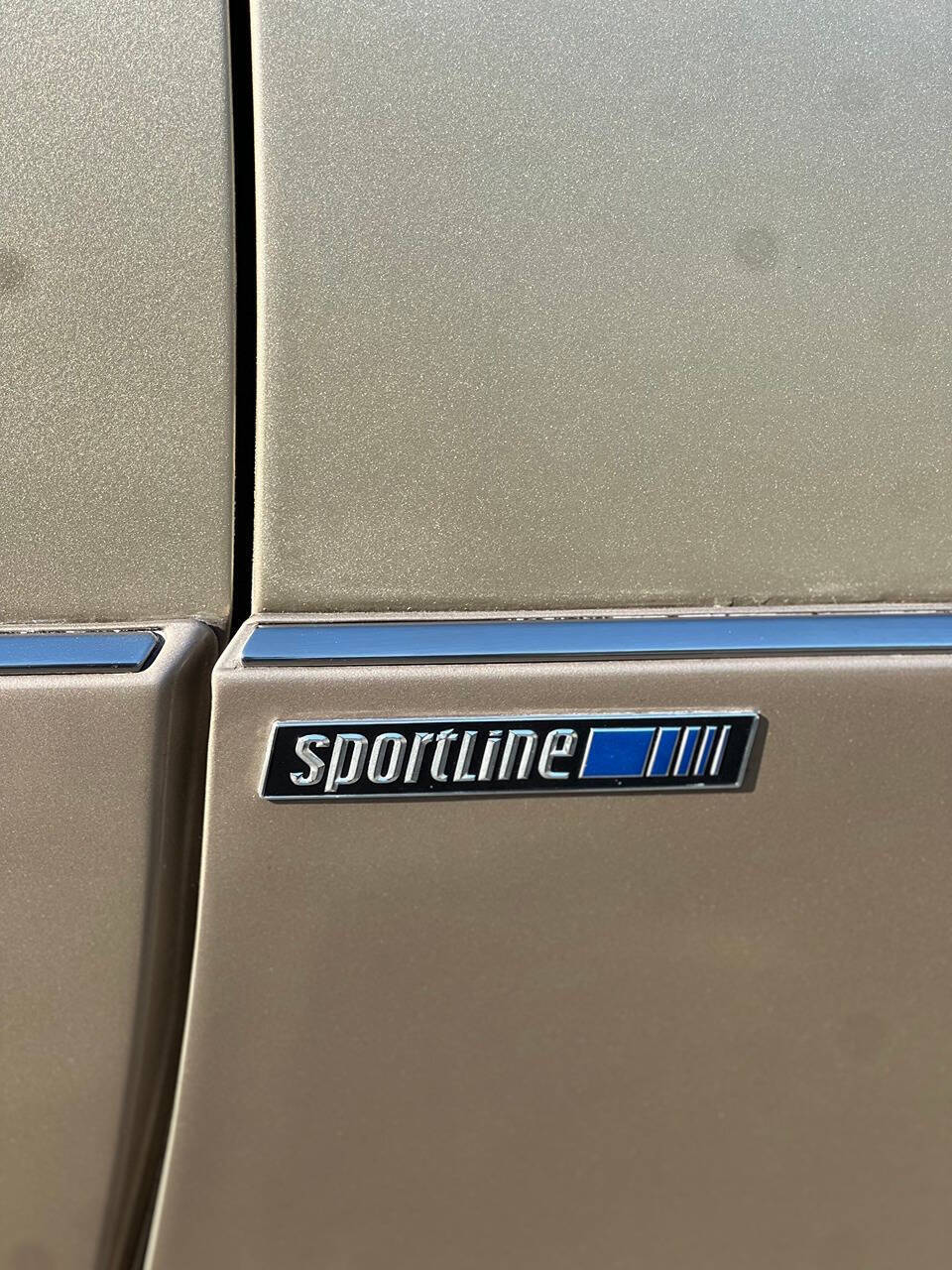 Mercedes-Benz-300-Series-1993-Coupe-7