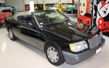 Mercedes-Benz-300-Series-1994-15