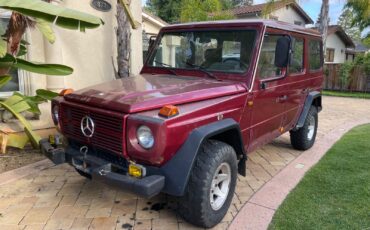 Mercedes-Benz-300GD-1980-SUV-1