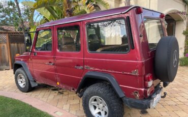 Mercedes-Benz-300GD-1980-SUV-3