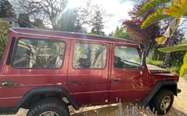 Mercedes-Benz-300GD-1980-SUV-6