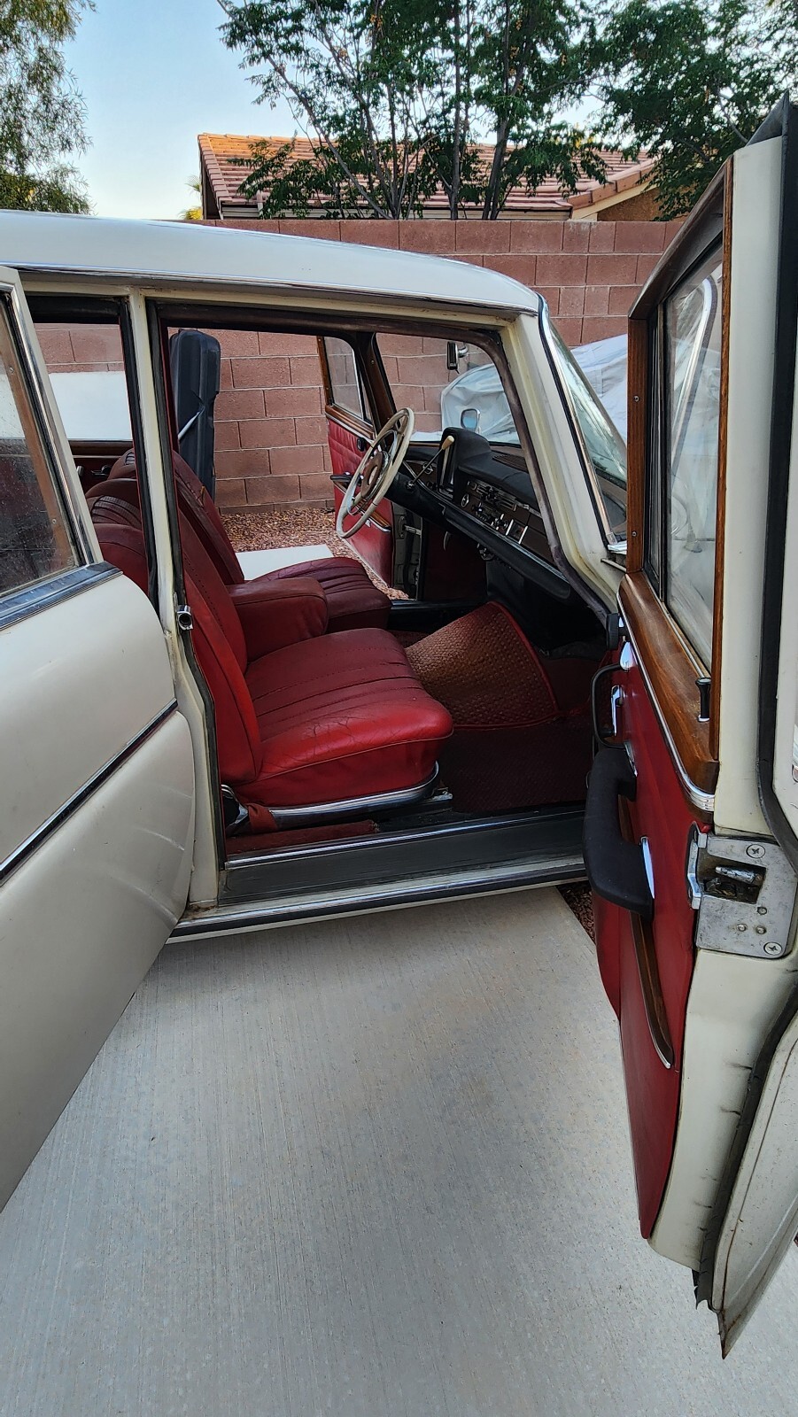 Mercedes-Benz-300SE-1962-12
