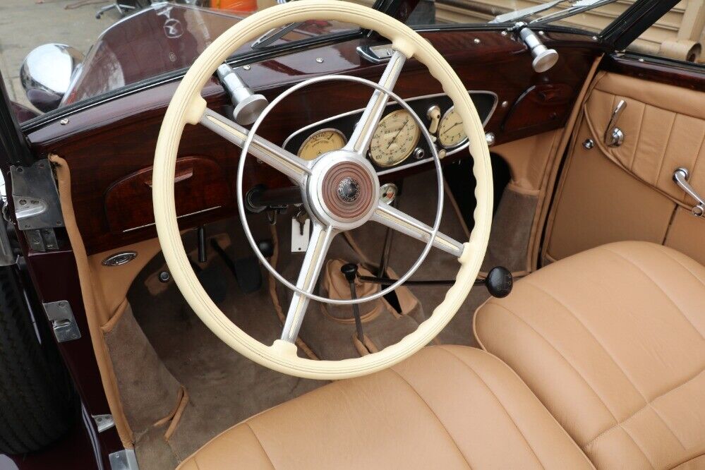 Mercedes-Benz-320-1938-Cabriolet-4