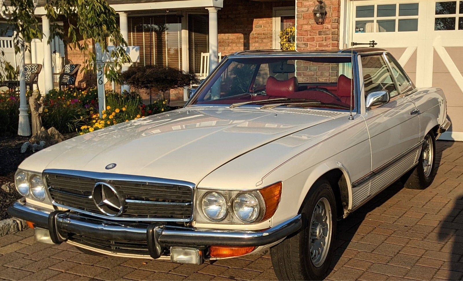 Mercedes-Benz-350sl-1972-Convertible-3