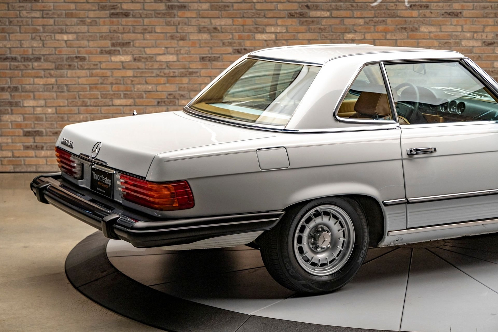 Mercedes-Benz-380-SL-1985-Other-10