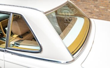 Mercedes-Benz-380-SL-1985-Other-17