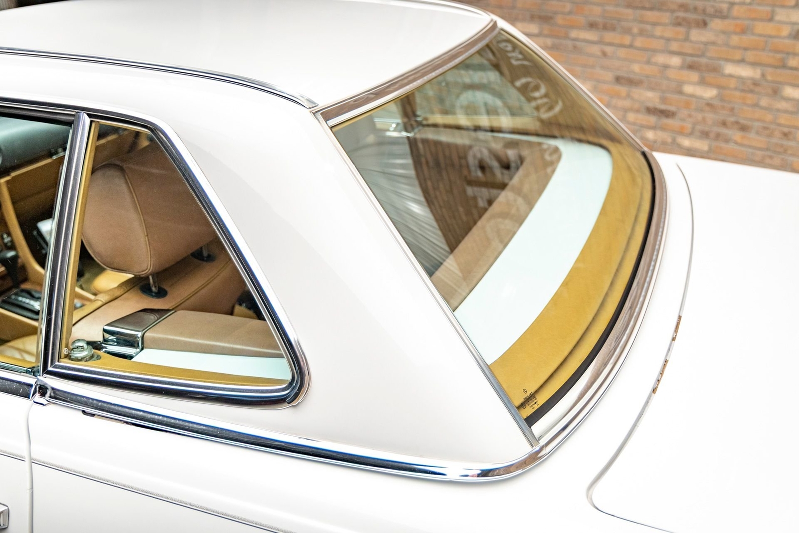 Mercedes-Benz-380-SL-1985-Other-17