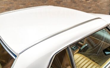 Mercedes-Benz-380-SL-1985-Other-19