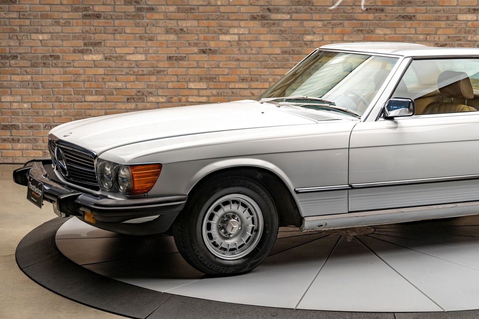 Mercedes-Benz-380-SL-1985-Other-8