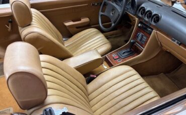 Mercedes-Benz-380SL-1981-Convertible-6