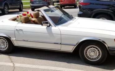 Mercedes-Benz-380SL-1981-Convertible-7