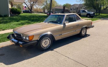 Mercedes-Benz-380SL-1982-Convertible-19