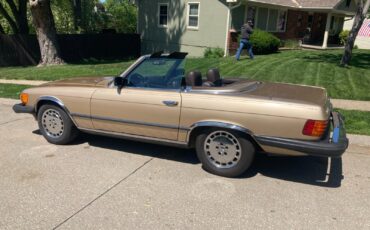 Mercedes-Benz-380SL-1982-Convertible-2