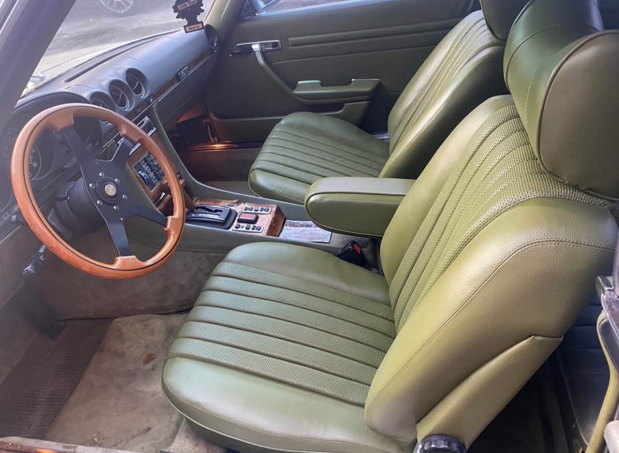 Mercedes-Benz-400-Series-1979-Coupe-15