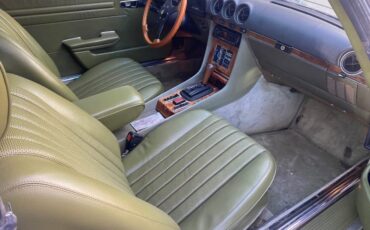Mercedes-Benz-400-Series-1979-Coupe-17