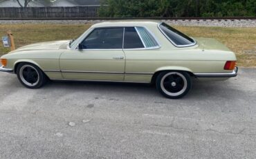 Mercedes-Benz-400-Series-1979-Coupe-2