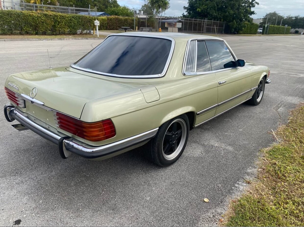 Mercedes-Benz-400-Series-1979-Coupe-3