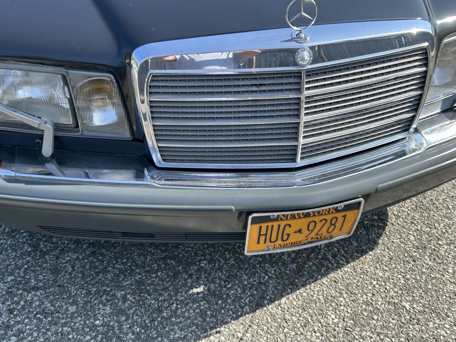 Mercedes-Benz-400-Series-1989-11