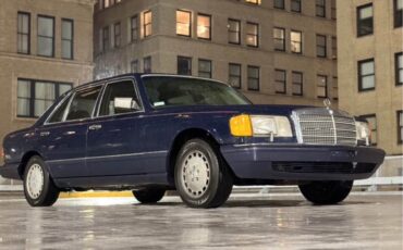 Mercedes-Benz-400-Series-1990-8