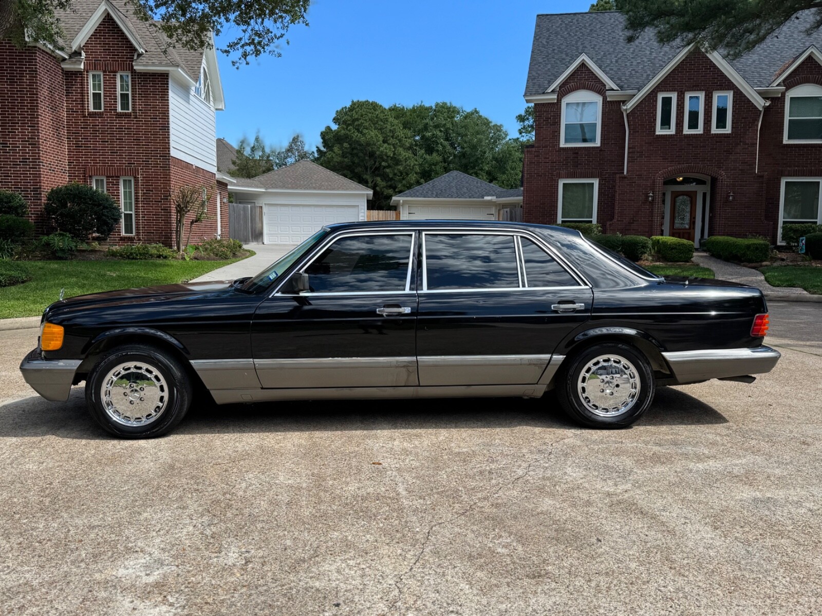 Mercedes-Benz-420-SEL-Classic-4-Door-Sedan-1986-Sedan-1