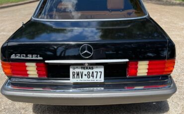 Mercedes-Benz-420-SEL-Classic-4-Door-Sedan-1986-Sedan-10