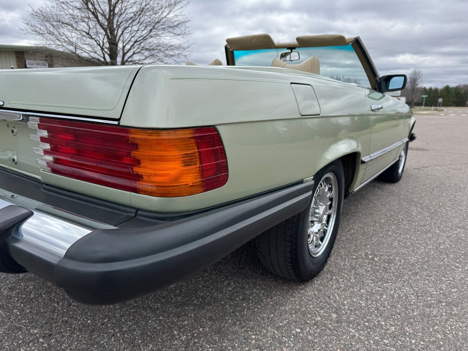 Mercedes-Benz-450-SL-Convertible-1976-Convertible-23