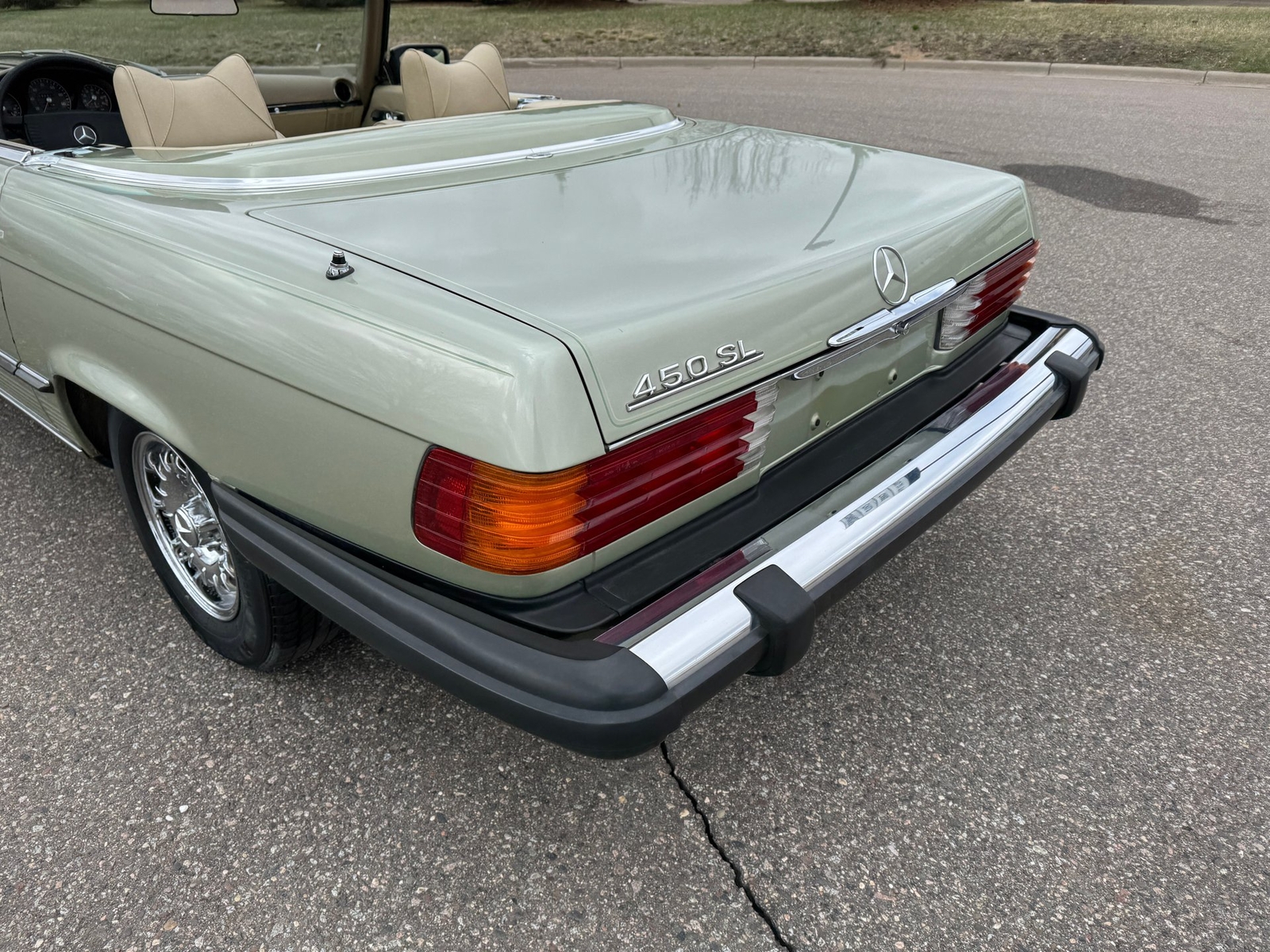 Mercedes-Benz-450-SL-Convertible-1976-Convertible-28