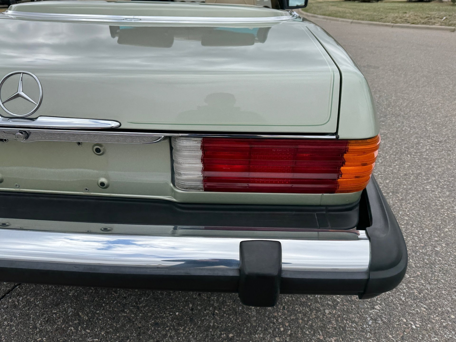 Mercedes-Benz-450-SL-Convertible-1976-Convertible-32