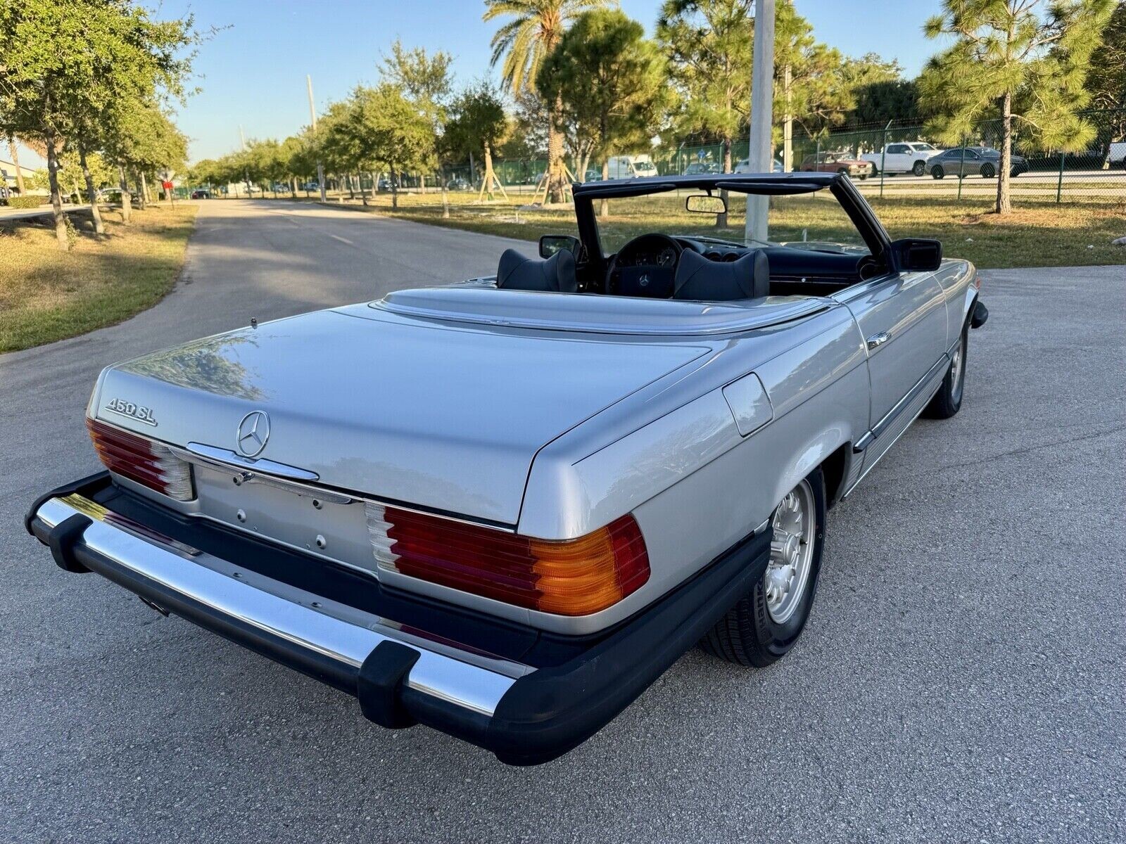 Mercedes-Benz-450SL-1977-Convertible-12