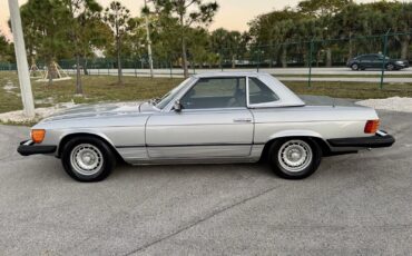 Mercedes-Benz-450SL-1977-Convertible-13