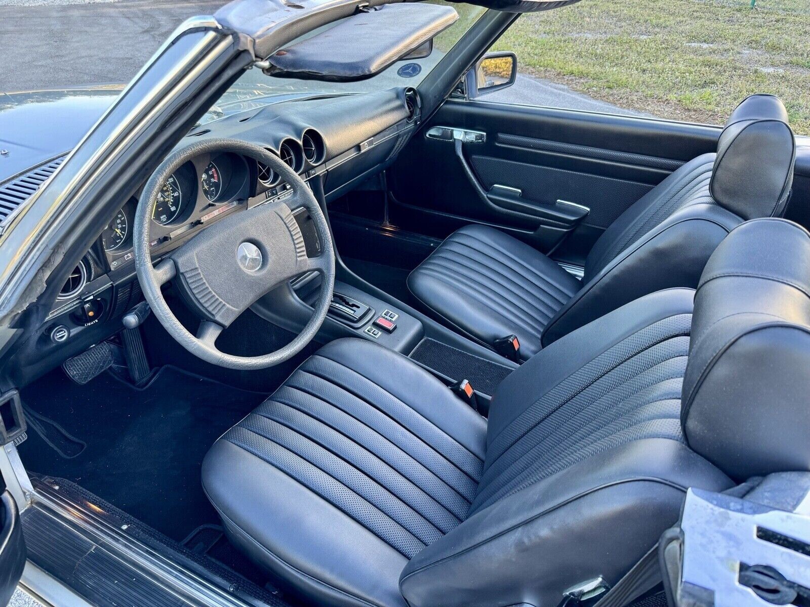 Mercedes-Benz-450SL-1977-Convertible-6