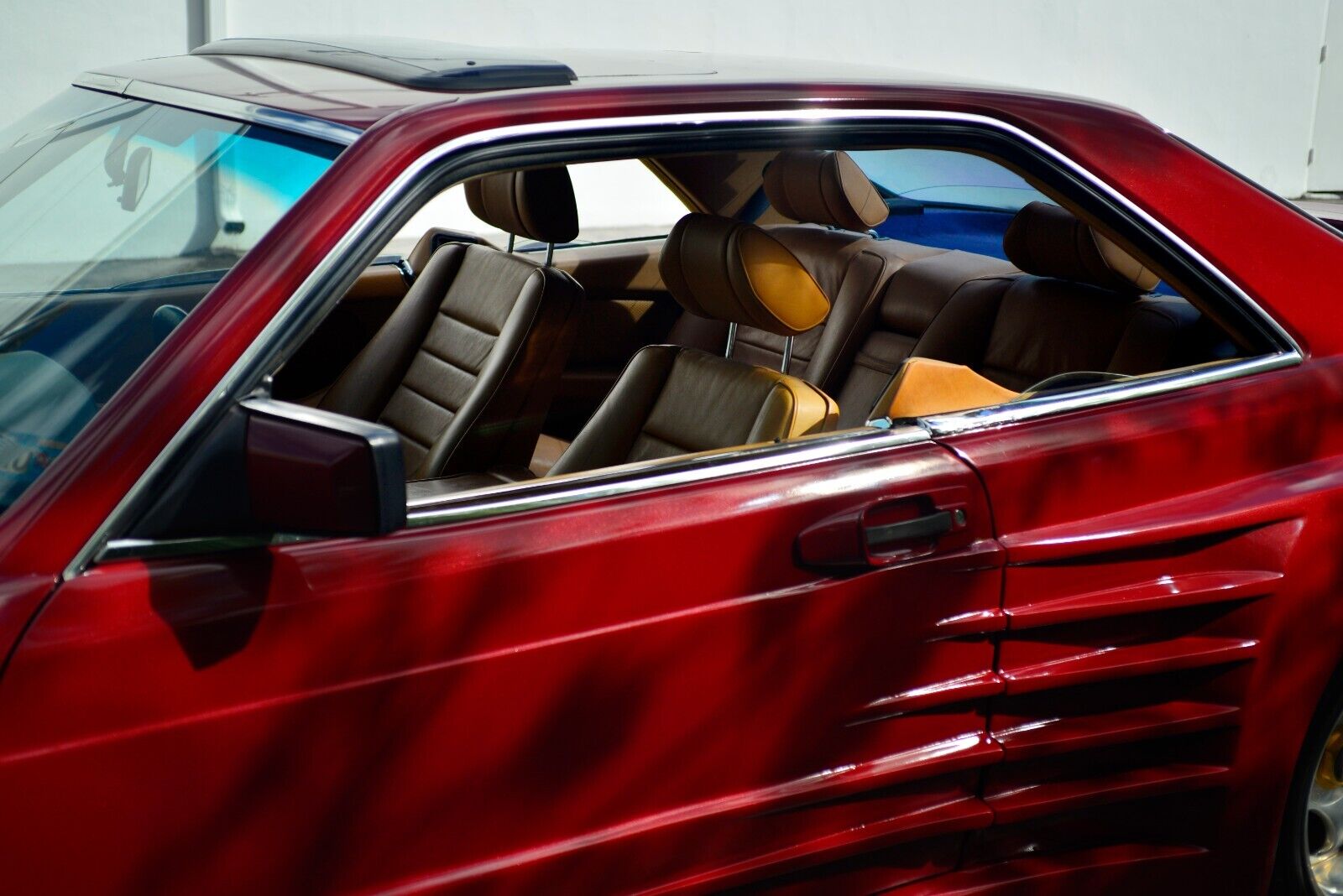 Mercedes-Benz-500-Series-1983-Coupe-14
