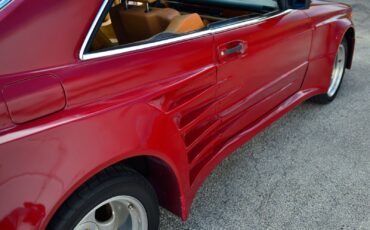 Mercedes-Benz-500-Series-1983-Coupe-39